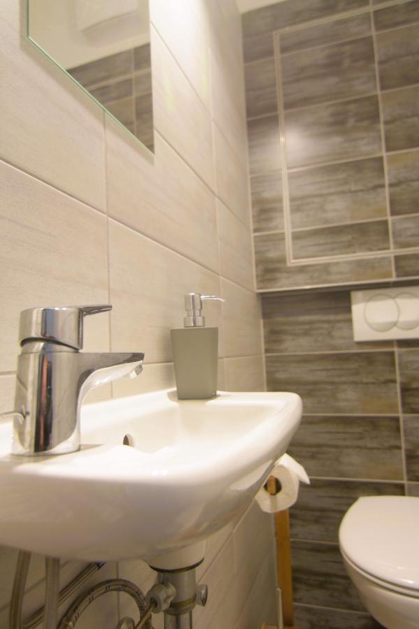 סגד Tisza River Apartman מראה חיצוני תמונה