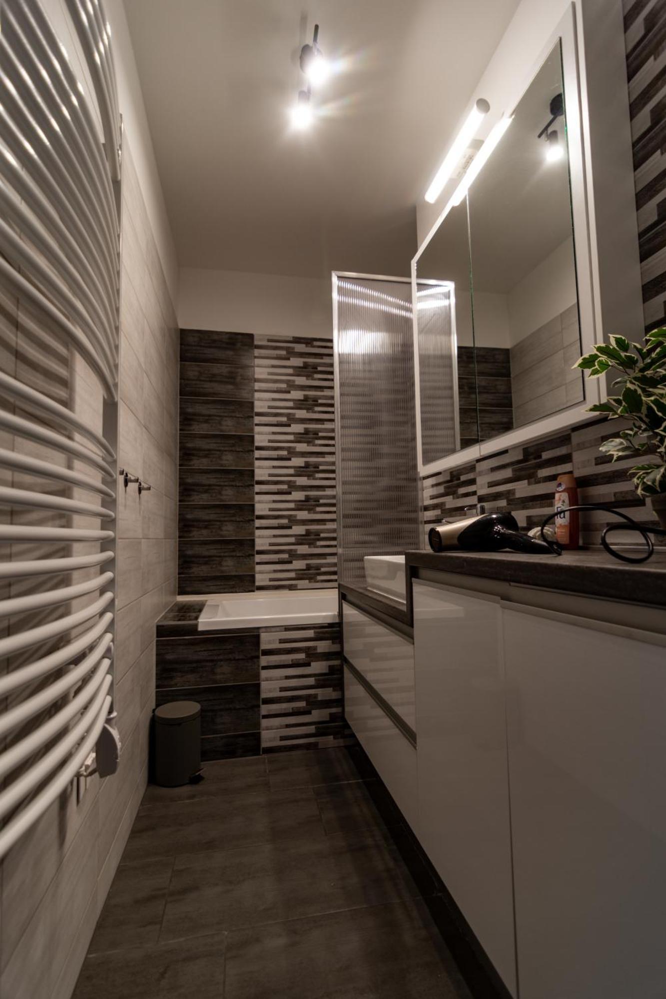 סגד Tisza River Apartman מראה חיצוני תמונה